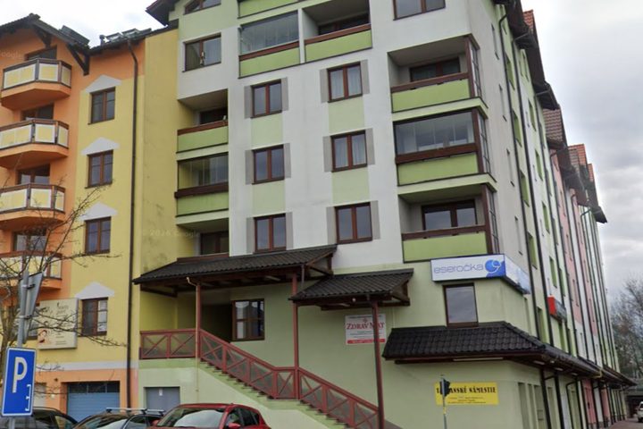 Budova na Tatranskom námestí 3 v Poprade s kanceláriou Eseročka